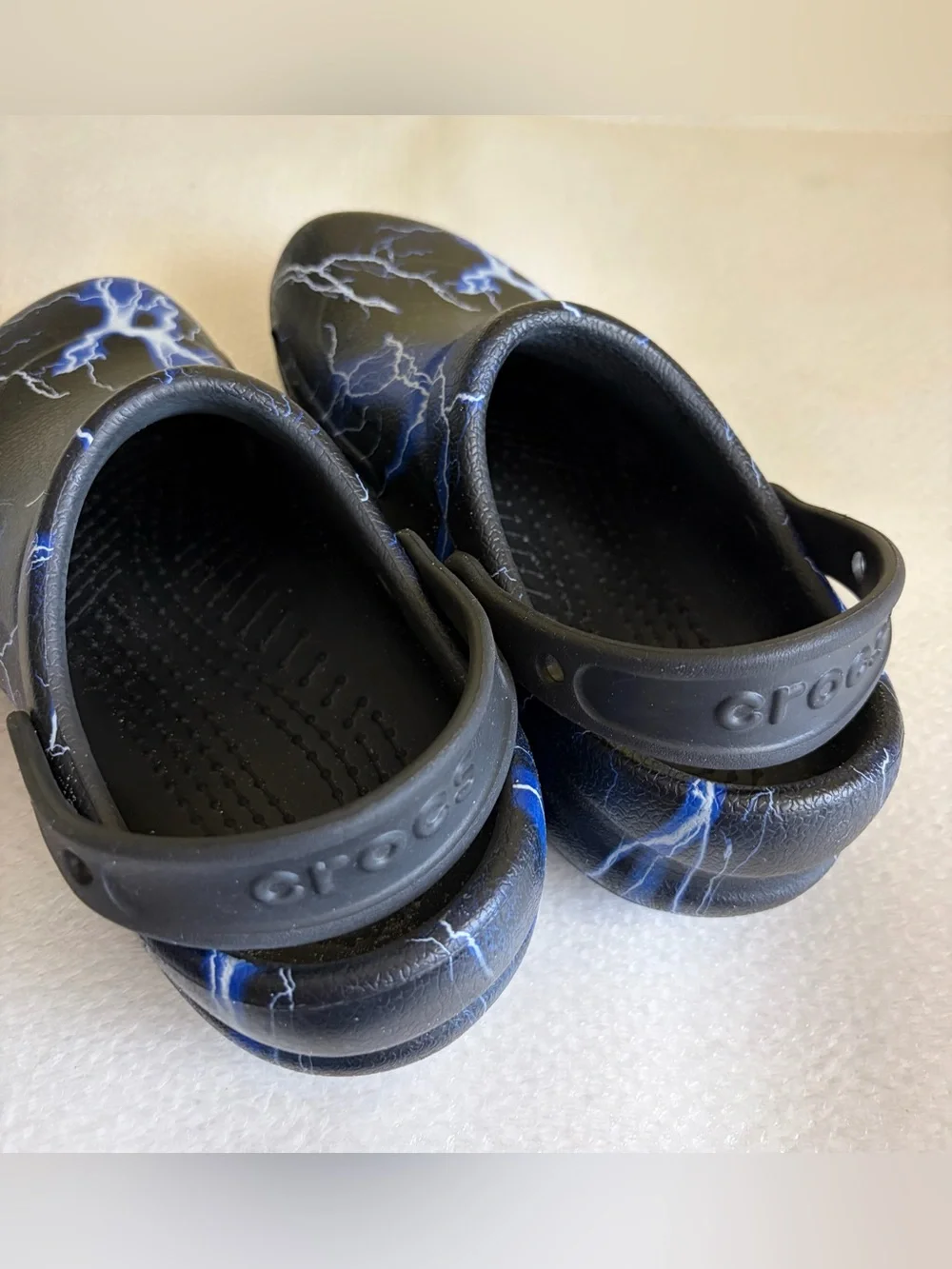 CROCS Black Clogs with Blue Lightning Print‎ M6 - W8